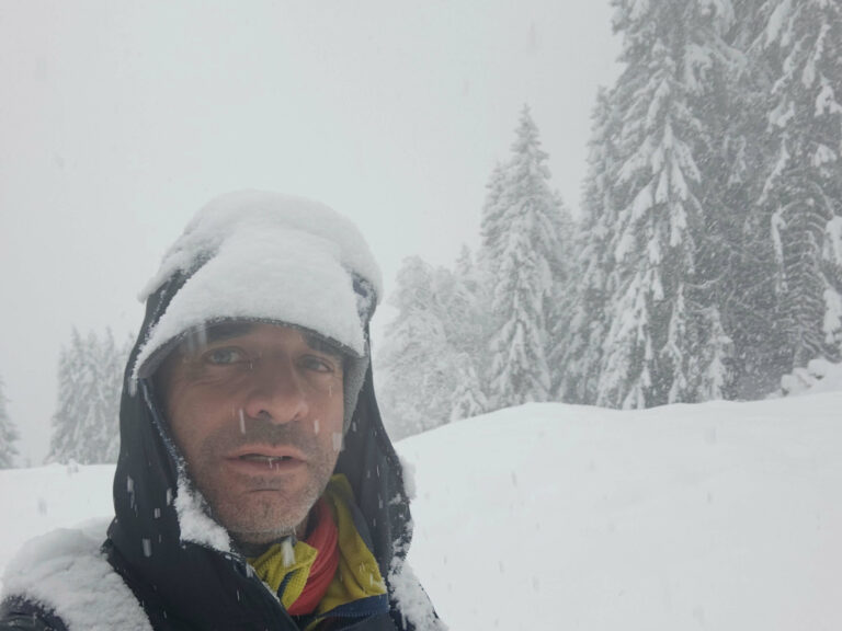 Lire la suite à propos de l’article Dans les coulisses du BERA avec Frédéric Cabot, prévisionniste et nivologue (station météorologique Météo-France de Bourg-Saint-Maurice)